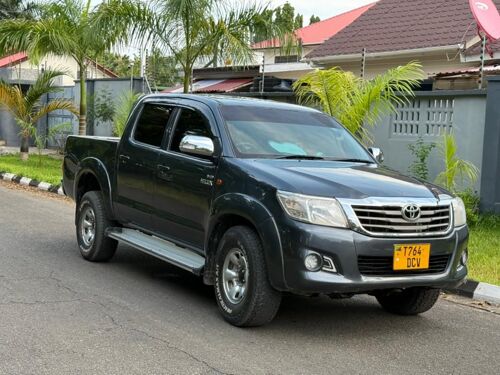 Hilux double cabin Pickup 2kd 