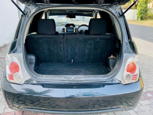 TOYOTA IST
