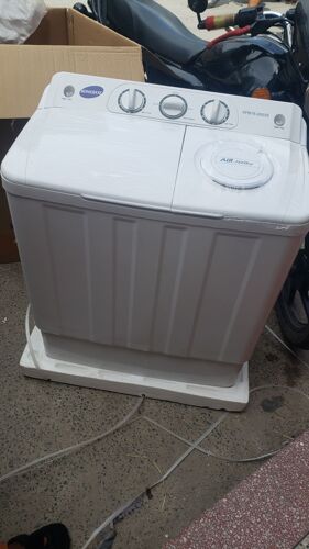 HOMEBASE WASHING MACHINE KG 9