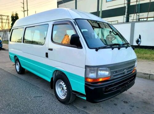 Toyota hiace mpya 