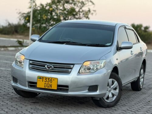 Corolla Axio Nzuri no DQH