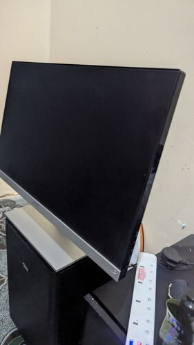Monitor  nch 24