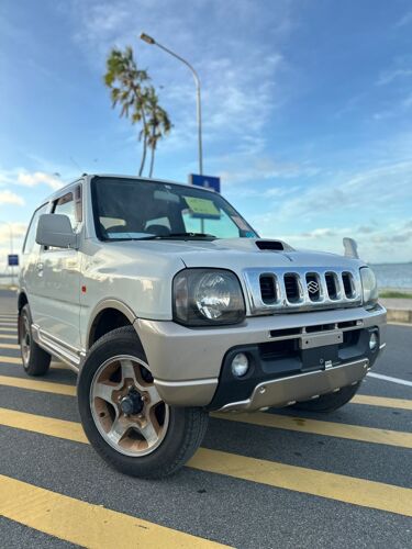 SUZUKI : JIMNY 2001