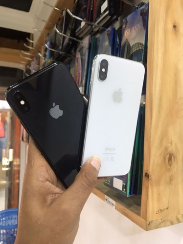 Iphone X , 64GB , NO FACE ID
