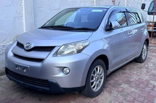 NAUZA TOYOTA IST NEW MODEL 