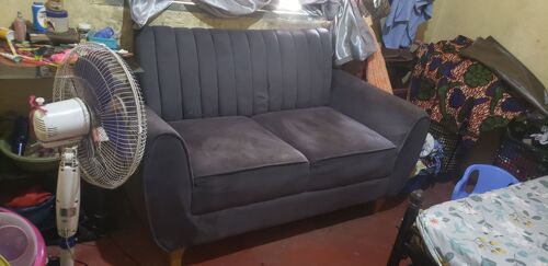 Sofa la watu wawili