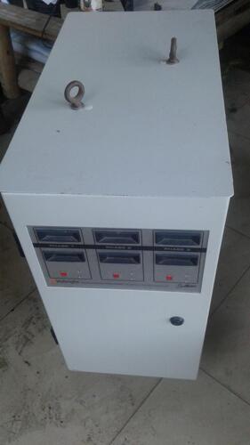 Automatic voltage