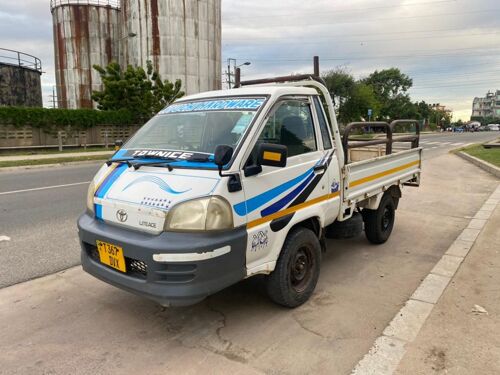 TOYOTA TOWNACE BADO MPYA 