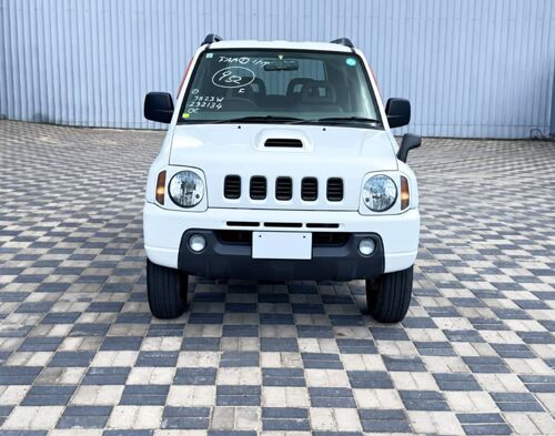 Suzuki Jimmy Mpya cash /mkopo 