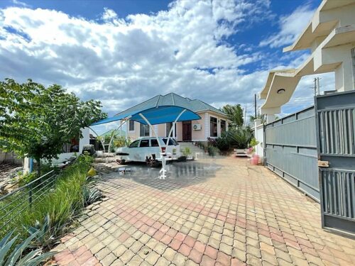 HOUSE FOR RENT