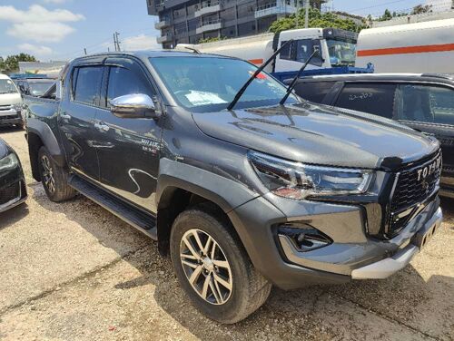 Toyota Hilux REVO 