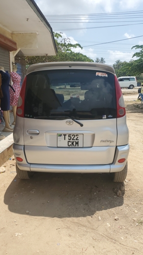 Toyota funcargo