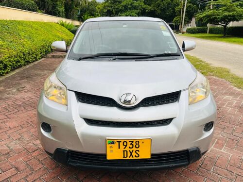 NAUZA TOYOTA IST NEW MODEL 