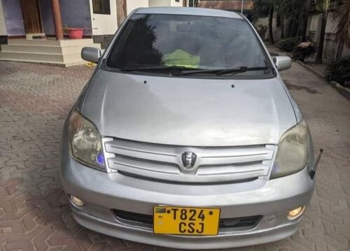 TOYOTA IST INAUZWA 4.5M