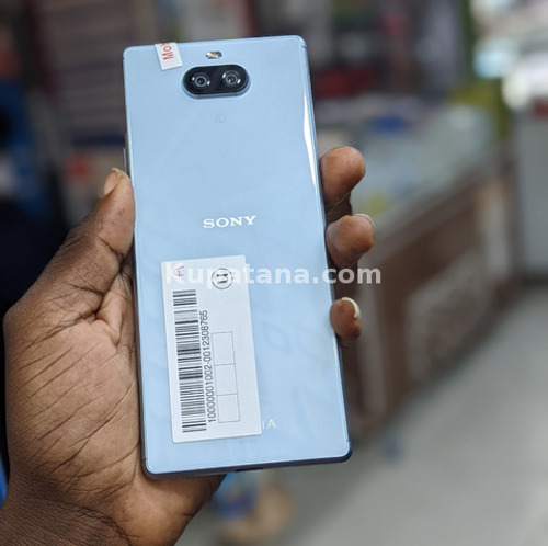 Sony Xperia 8