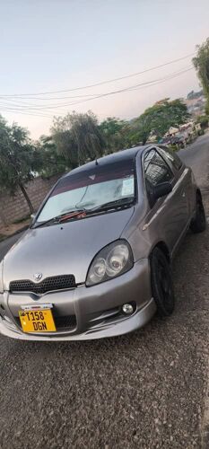 Vitz rs 1200cc