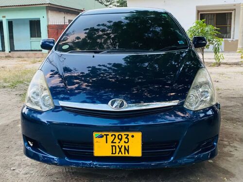 NAUZA TOYOTA WISH NZURI 