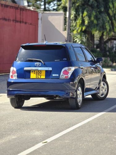 Toyota Ist DZV