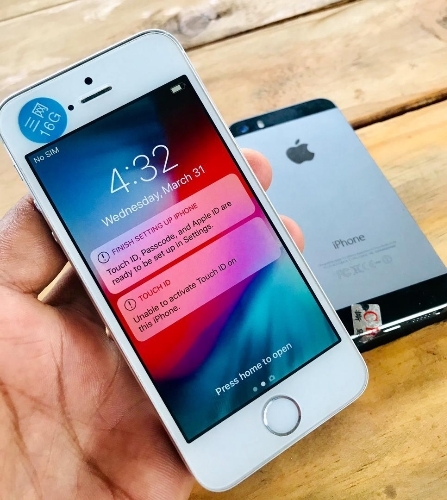iPhone 5s