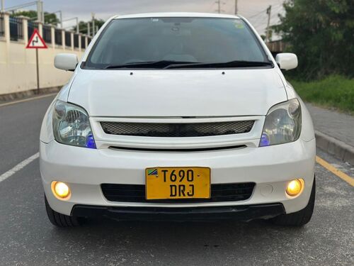 Toyota Ist DRJ