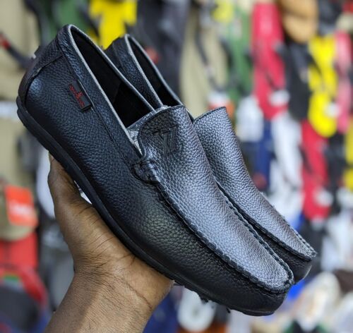 Leather materials shoes 