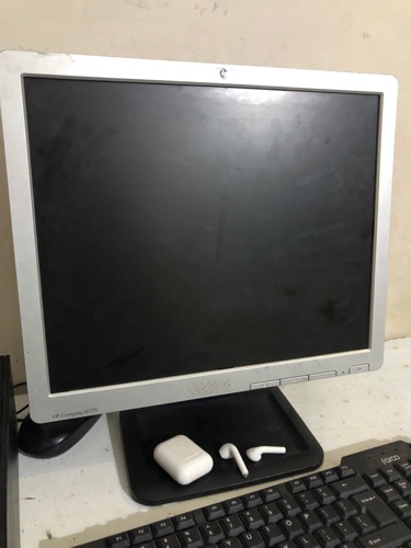 HP MONITOR