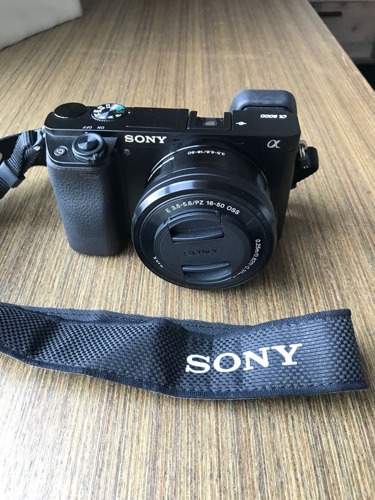 4k sony a6300 na standard Lens 16-50mm