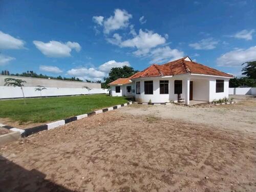 Three bedroom house for rent