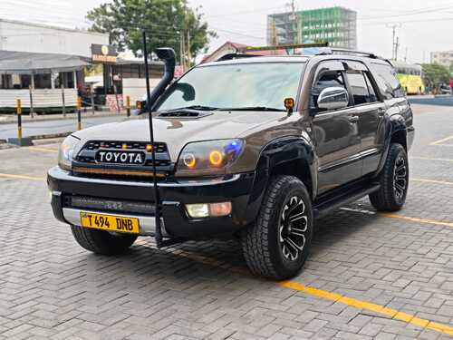 NAUZA TOYOTA SURF