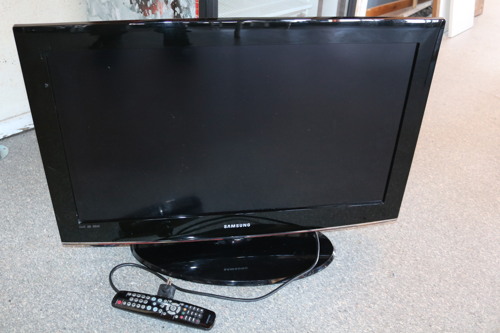 SAMSUNG 32 INCH FOR SALE