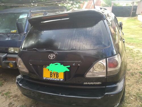 Toyota harrier old 