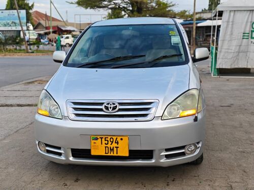 Toyota Ipsum