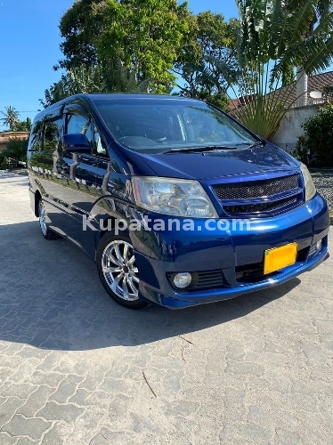 Toyota Alphard (DUA)