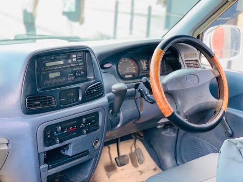 TOYOTA NOAH OLD 