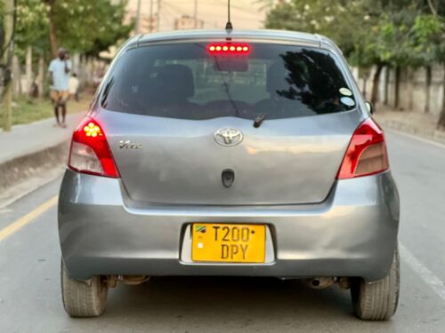 NAUZA TOYOTA VITZ NZURI SANA 
