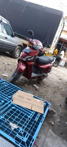 Mahindra Gusto 