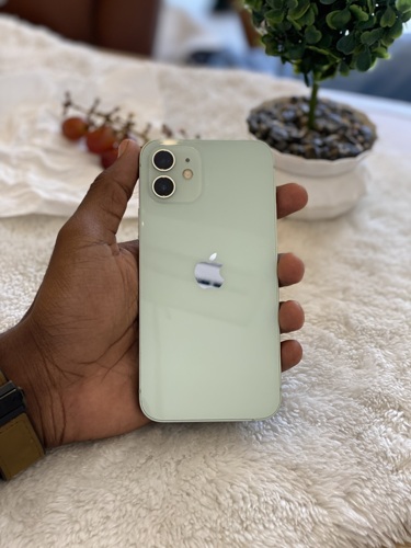 iPhone 12 plain 128gb