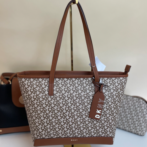 DKNY UK Tote Handbag.  