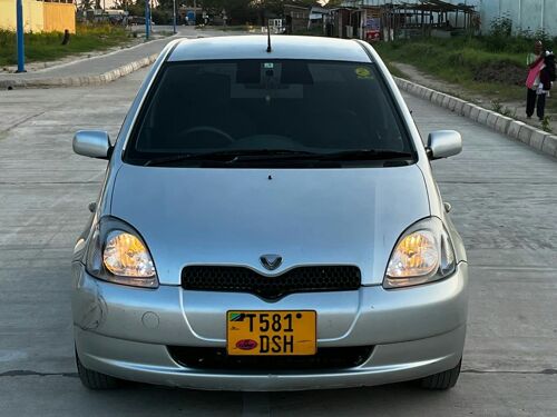 TOYOTA VITZ OLD 0656989031