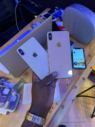 iPhone Xsmax gb64
