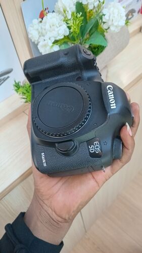 Canon 5d Mark iii Body