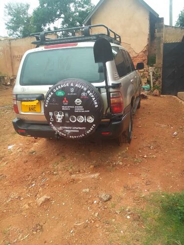 TOYOTA LANDCRUISER