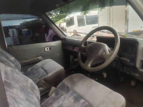 Hilux 2.8 Manual Deseal 