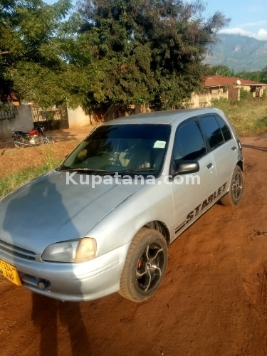 Toyota Starlet Inauzwa