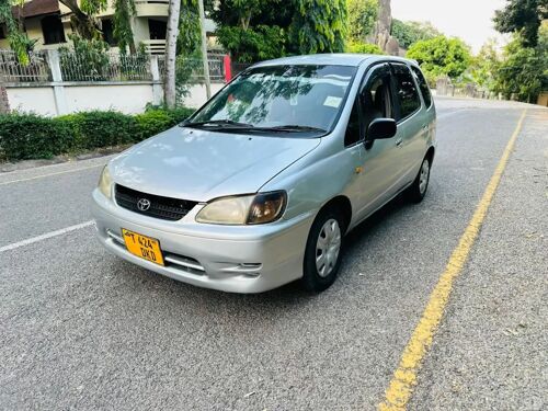 Toyota spacio old 