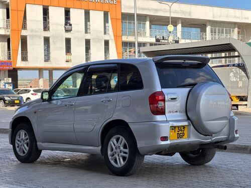 RAV4