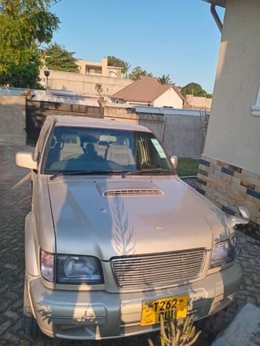 Isuzu bighon gari kali sana 