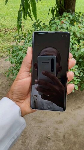 samsung galaxy S10+