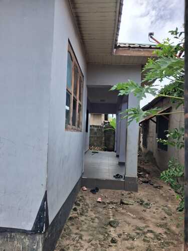 YA VYUMBA 4, YA BANK KINONDONI