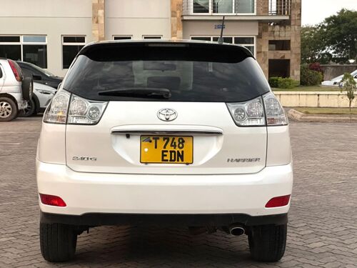 Toyota Harrier Namba E 